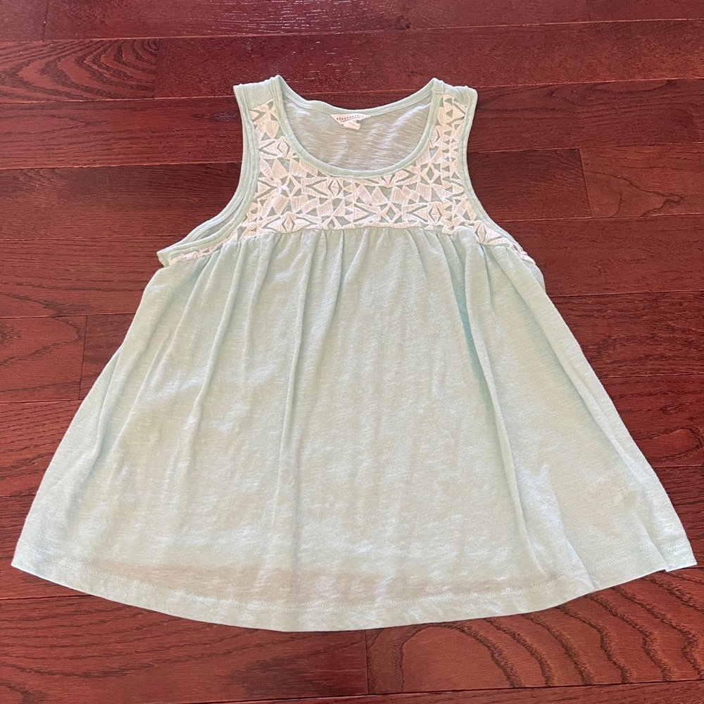 EUC Aeropostale Top